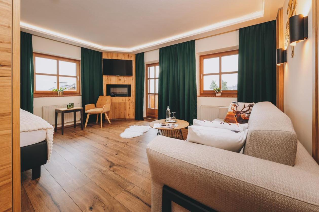 Hotel Gasthof Mitteregger - inclusive Sommerkarte Kaprun Eksteriør bilde